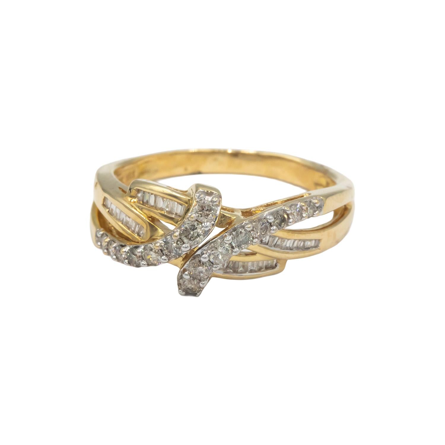 10k Yellow Gold 0.50CT Diamond Pass By Style Ring Size 7.75