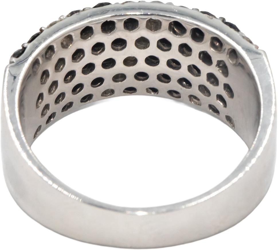 18k White Gold 1.60CT White and Black Diamond Cluster Band Ring Size 7