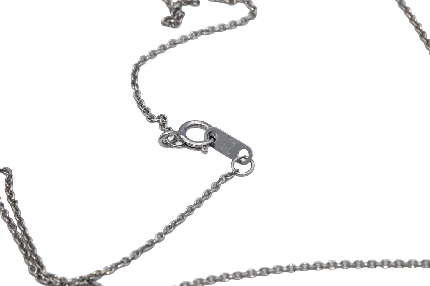 14k White Gold 0.28CT Round Cut Diamond Oval Dangle Pendant Chain Necklace