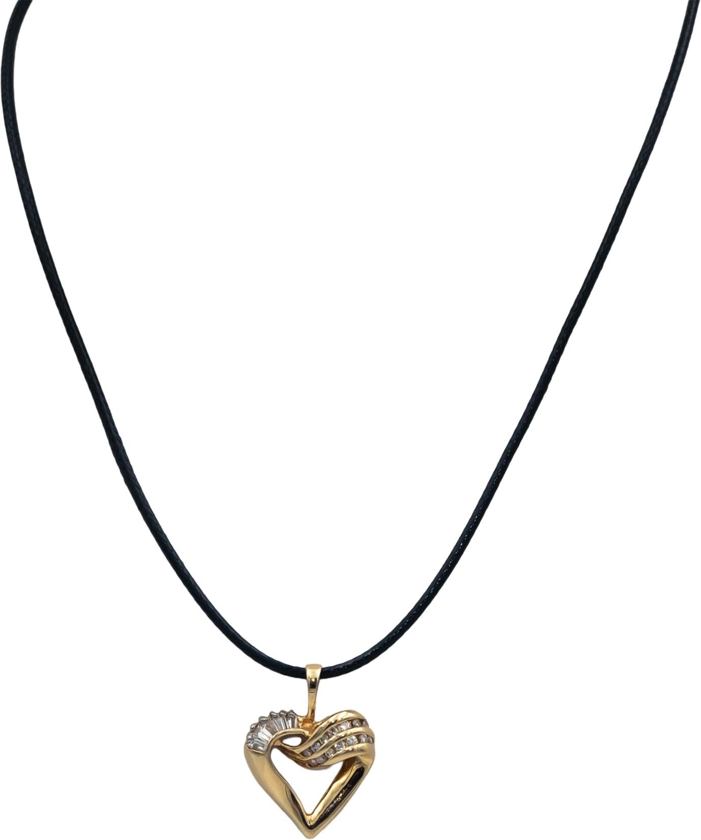 14k Yellow Gold 0.40CT Baguette and Round Cut Diamond Heart Pendant Necklace