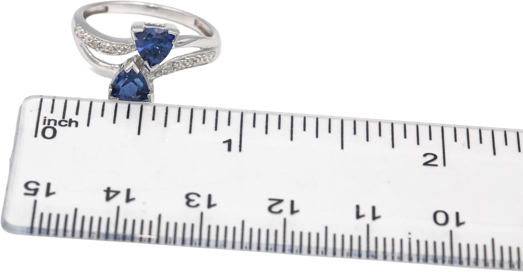 10k White Gold 1.0CT Synthetic Blue Sapphire and Diamond Ring Size 6.75