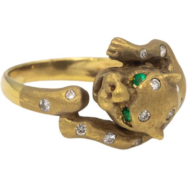 18k Yellow Gold Round Diamond Jaguar Ring .16CT Size 6.75 w/ Emerald Eye Accents