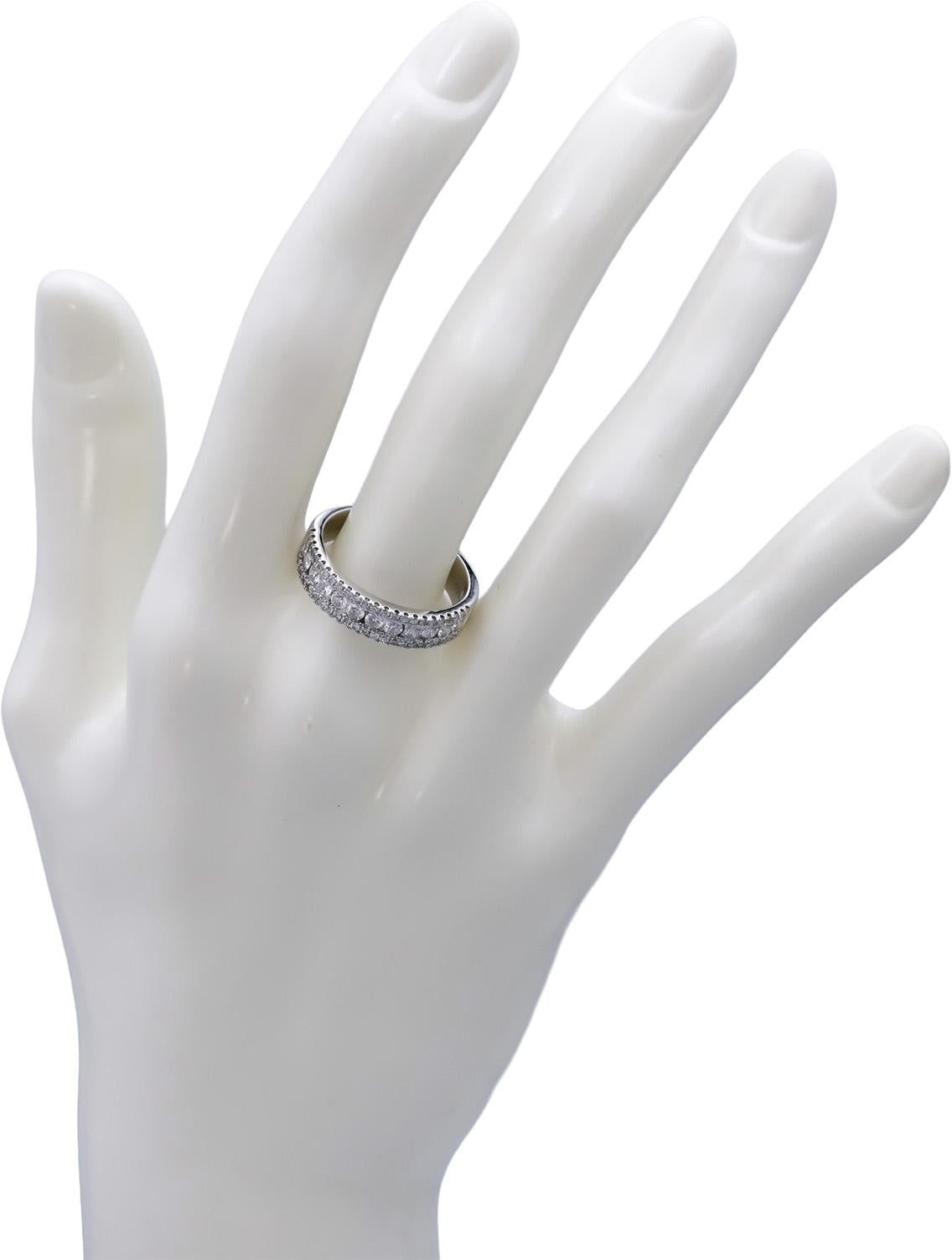 14k White Gold Round Diamond Band Ring 0.84CT Size 8