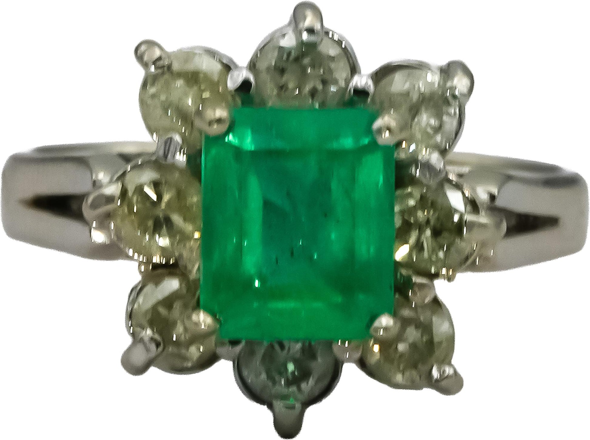 14k White Gold Diamond and Emerald Cocktail Ring 2.0CT Size 6