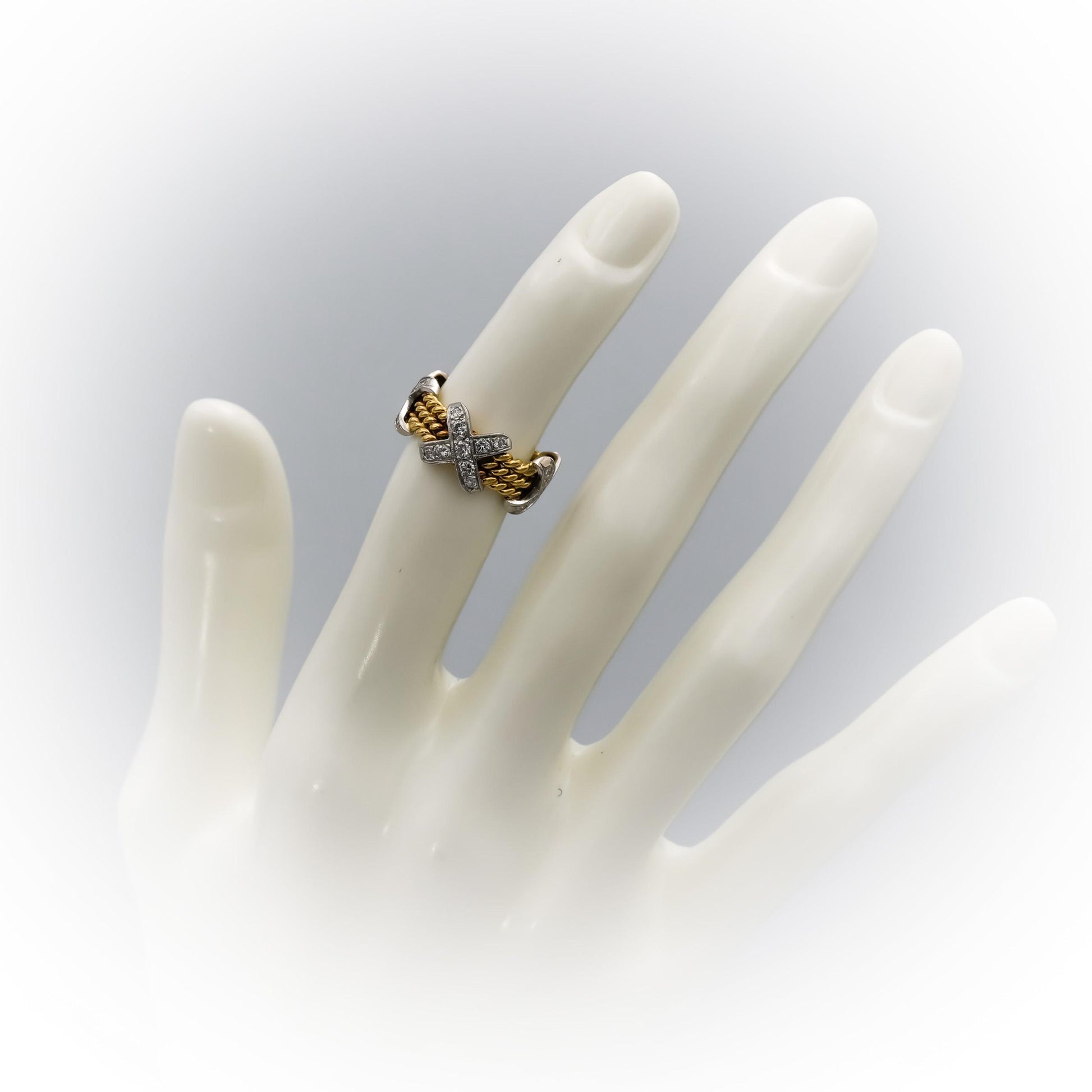 18k Gold & Platinum VS Round Diamond "X" Rope Design Ring 0.60CT Size 4