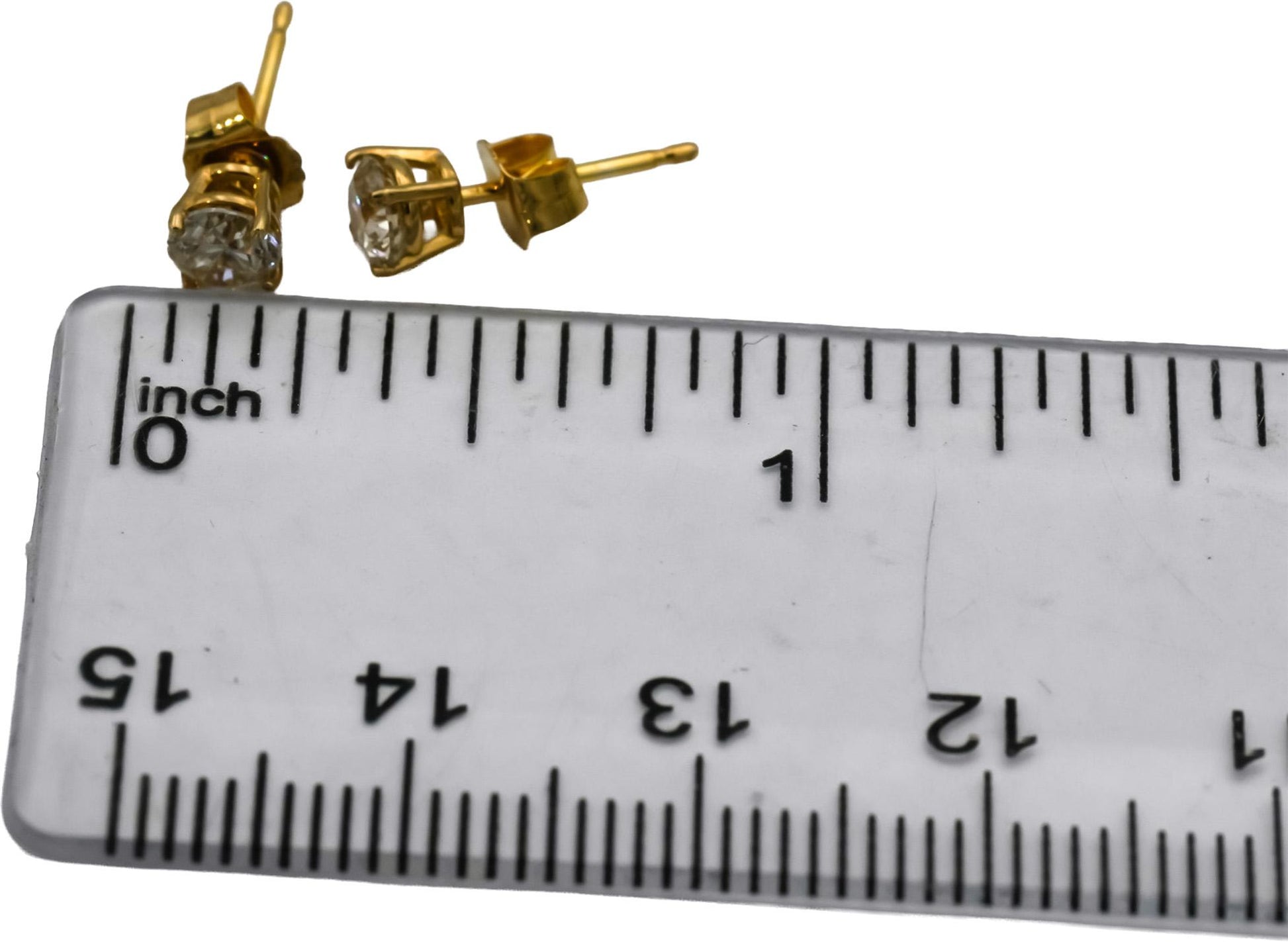 14k Yellow Gold Round Diamond Stud Earrings 0.64CT