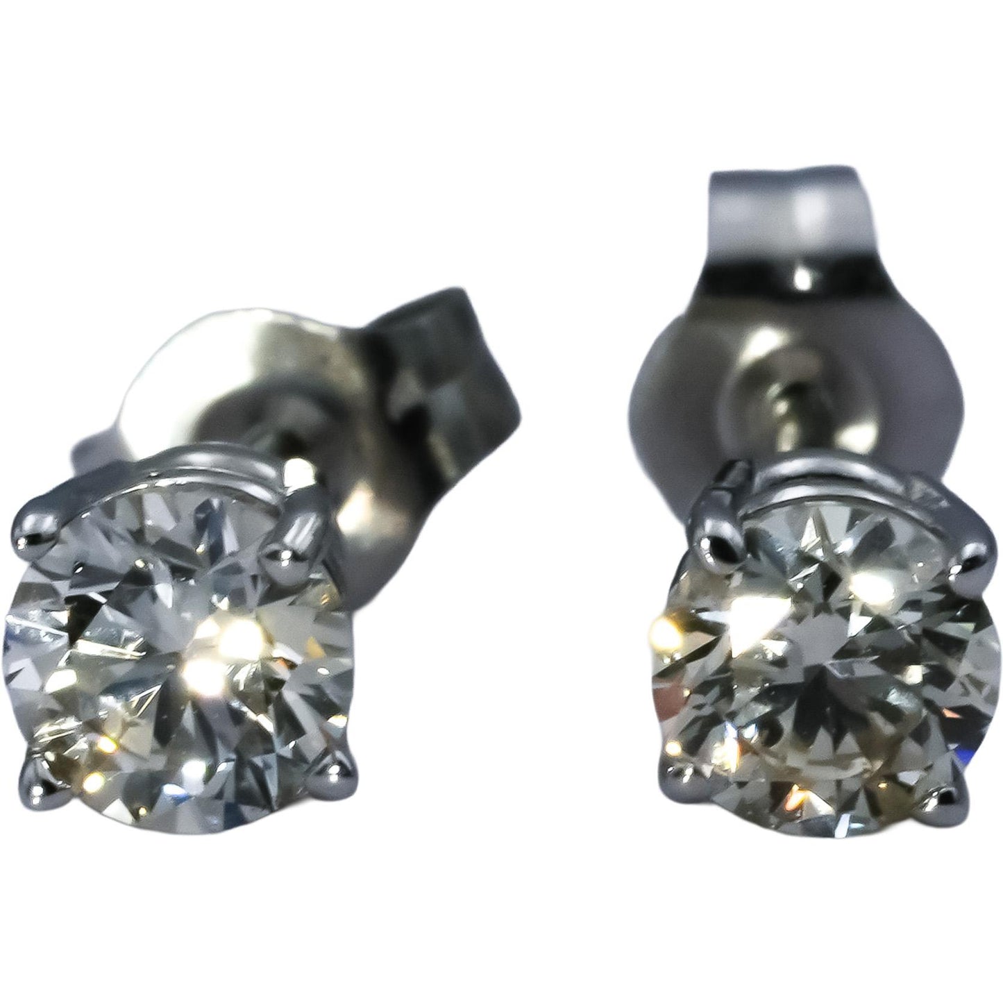 14k White Gold Round Diamond Stud Earrings 0.61CT