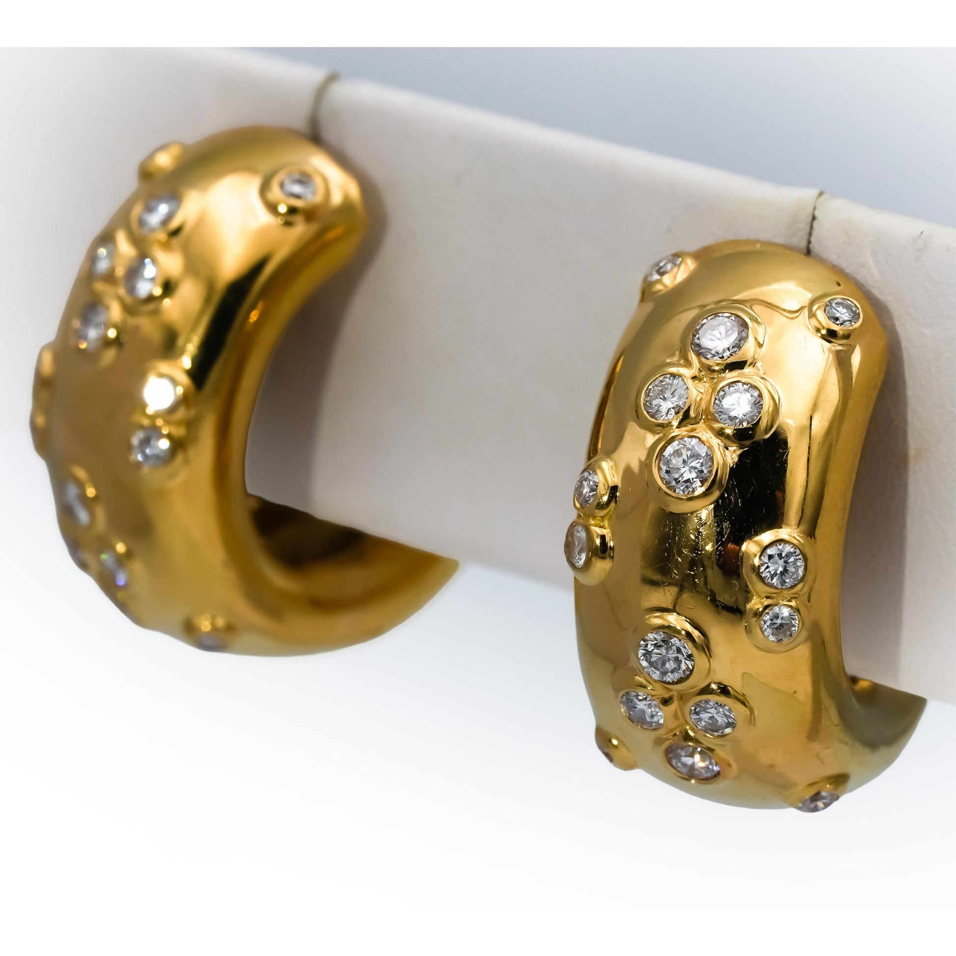CARTIER Vintage 1994 18k Yellow Gold VS Diamond Huggie Hoop Earrings 1.0CT