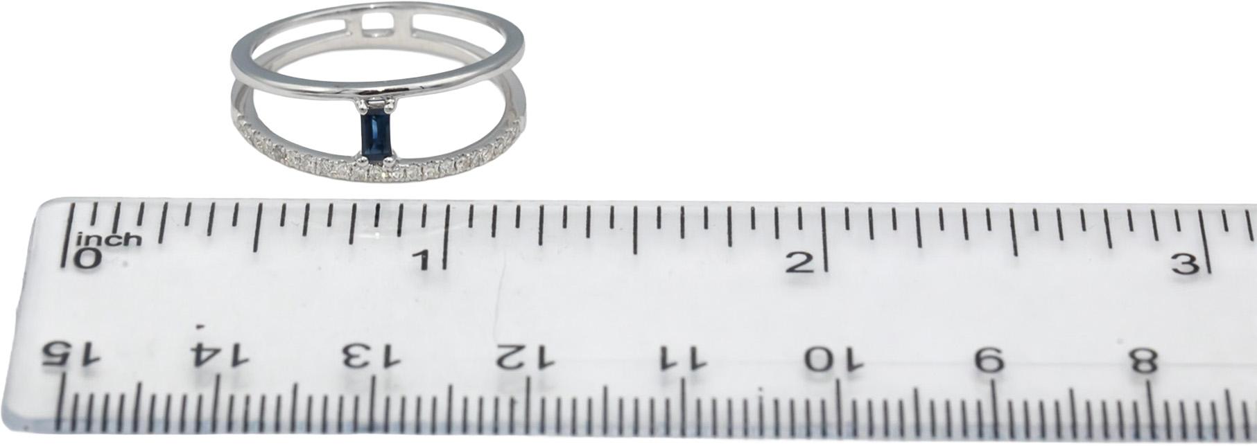 18k White Gold Diamond Emerald Cut Sapphire Split Band Ring .21CT Size 7.25