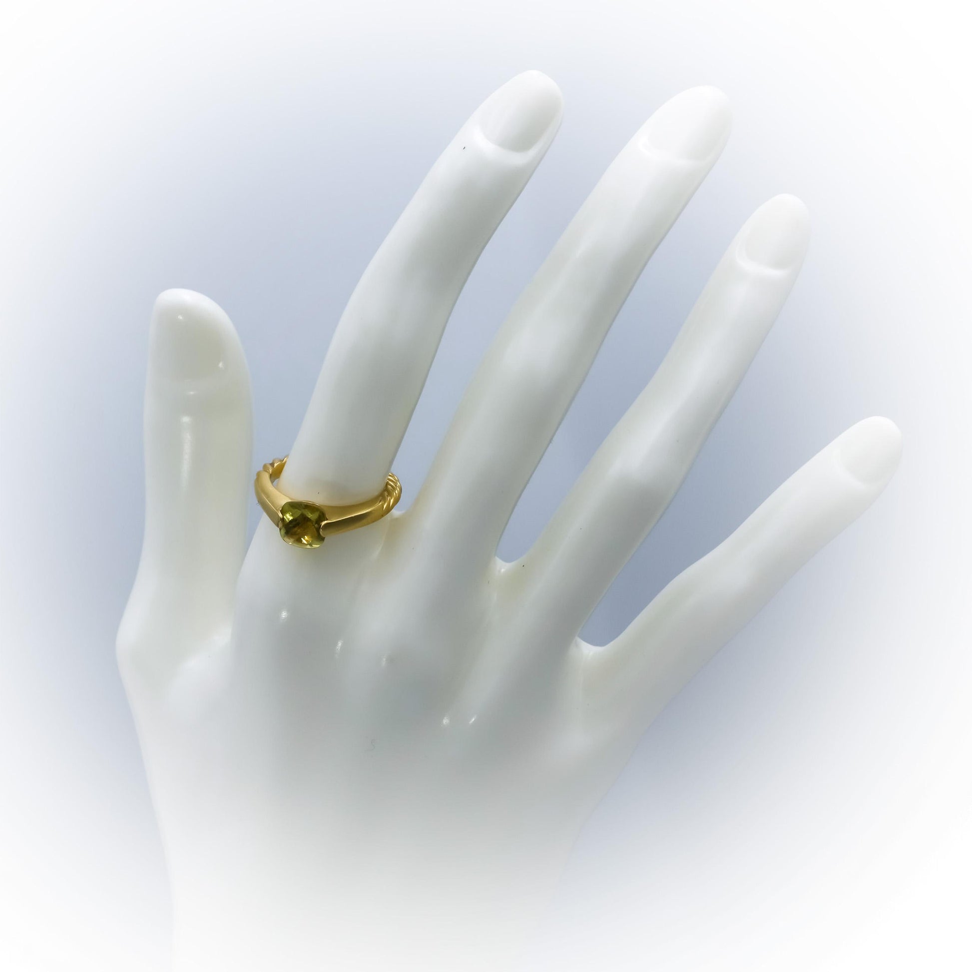 DAVID YURMAN 18k Yellow Gold Cushion Cut Peridot Cocktail Ring Size 6