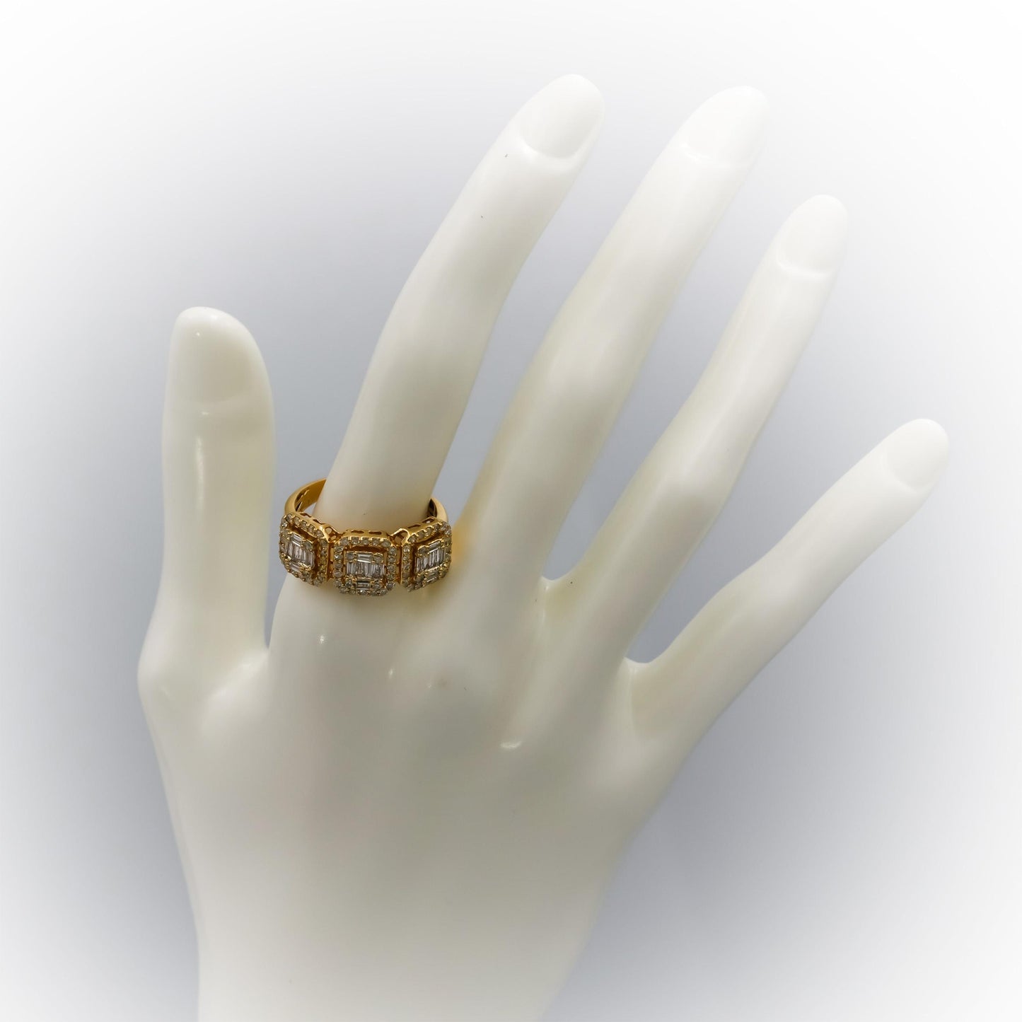 10k Yellow Gold Round & Baguette Cut Diamond Cocktail Ring 1.0CT Size 9.75