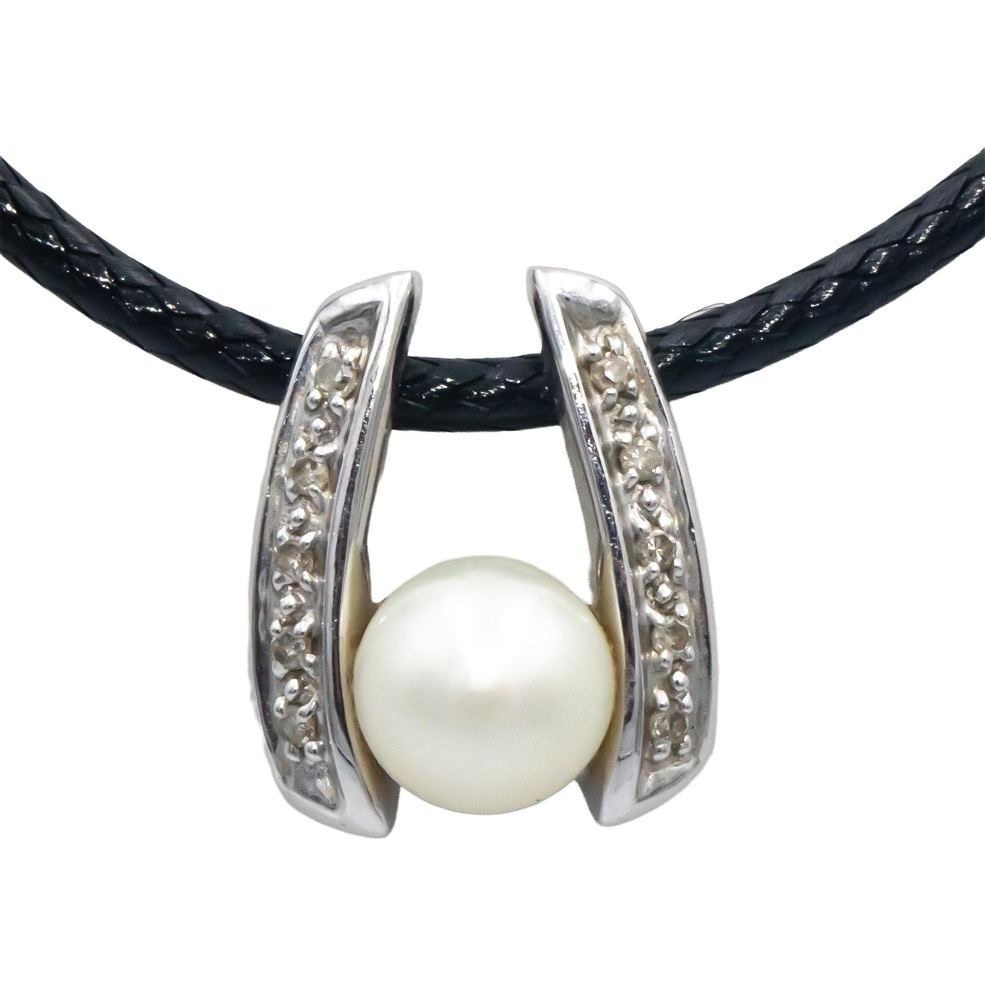14k White Gold 0.05CT Round Cut Diamond and 6mm Pearl Pendant Necklace
