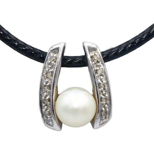 14k White Gold 0.05CT Round Cut Diamond and 6mm Pearl Pendant Necklace