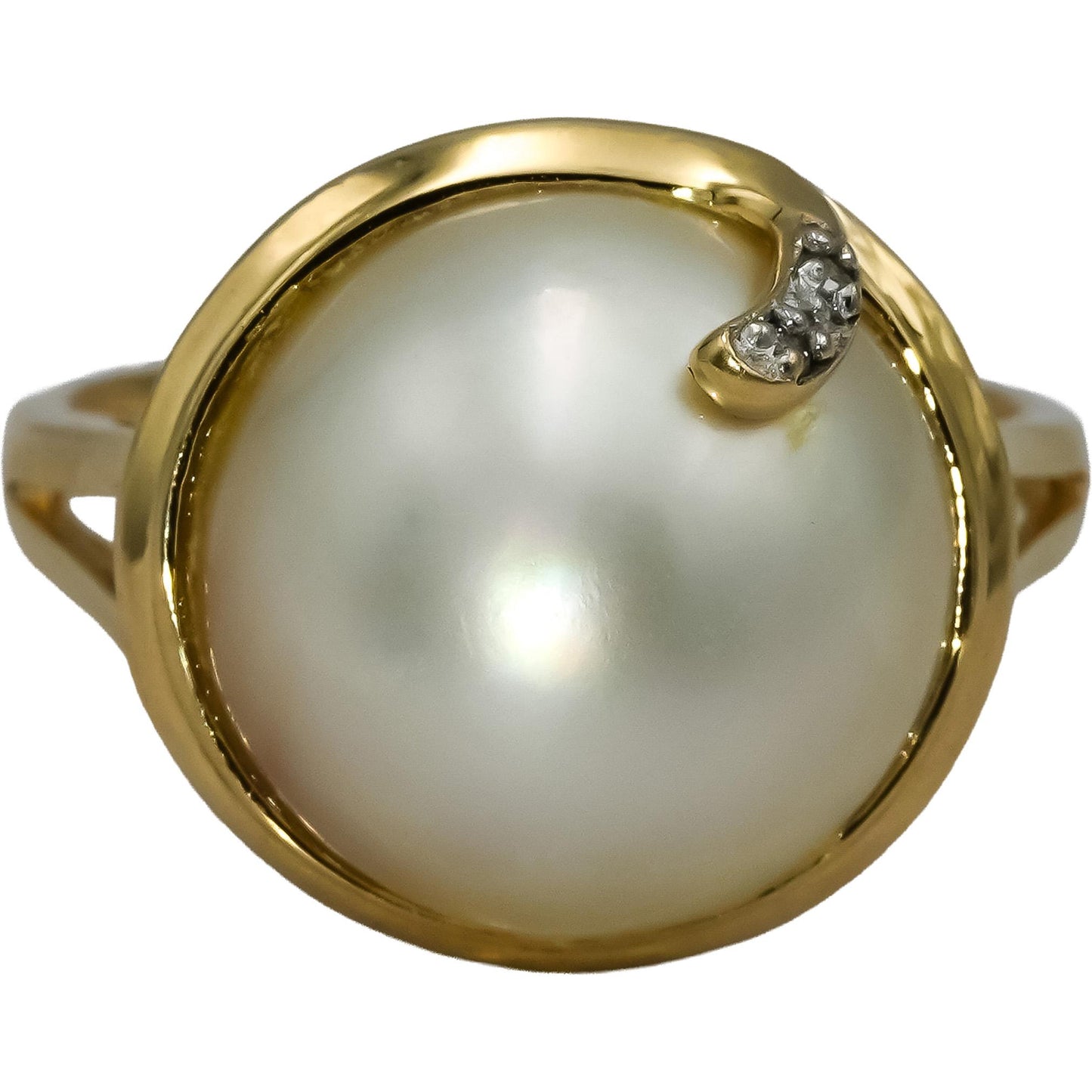 14k Yellow Gold 13.0mm Diameter Mabe Pearl Ring Size 7.5 w/ Diamond Accents