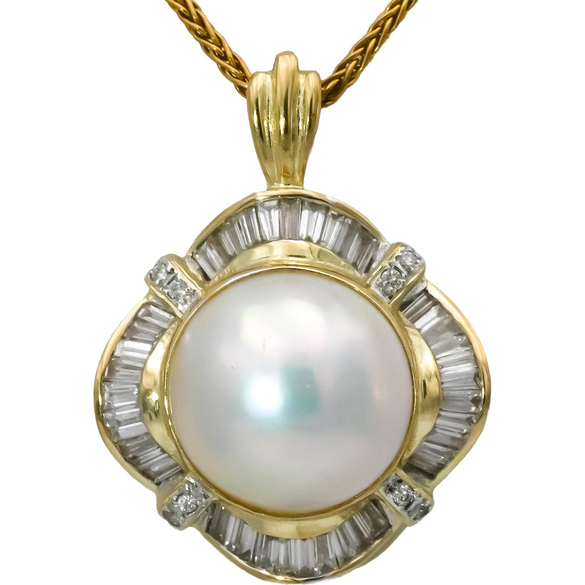14k Yellow Gold VS Diamond and 14.0mm Mabe Pearl Pendant Necklace 1.50CT