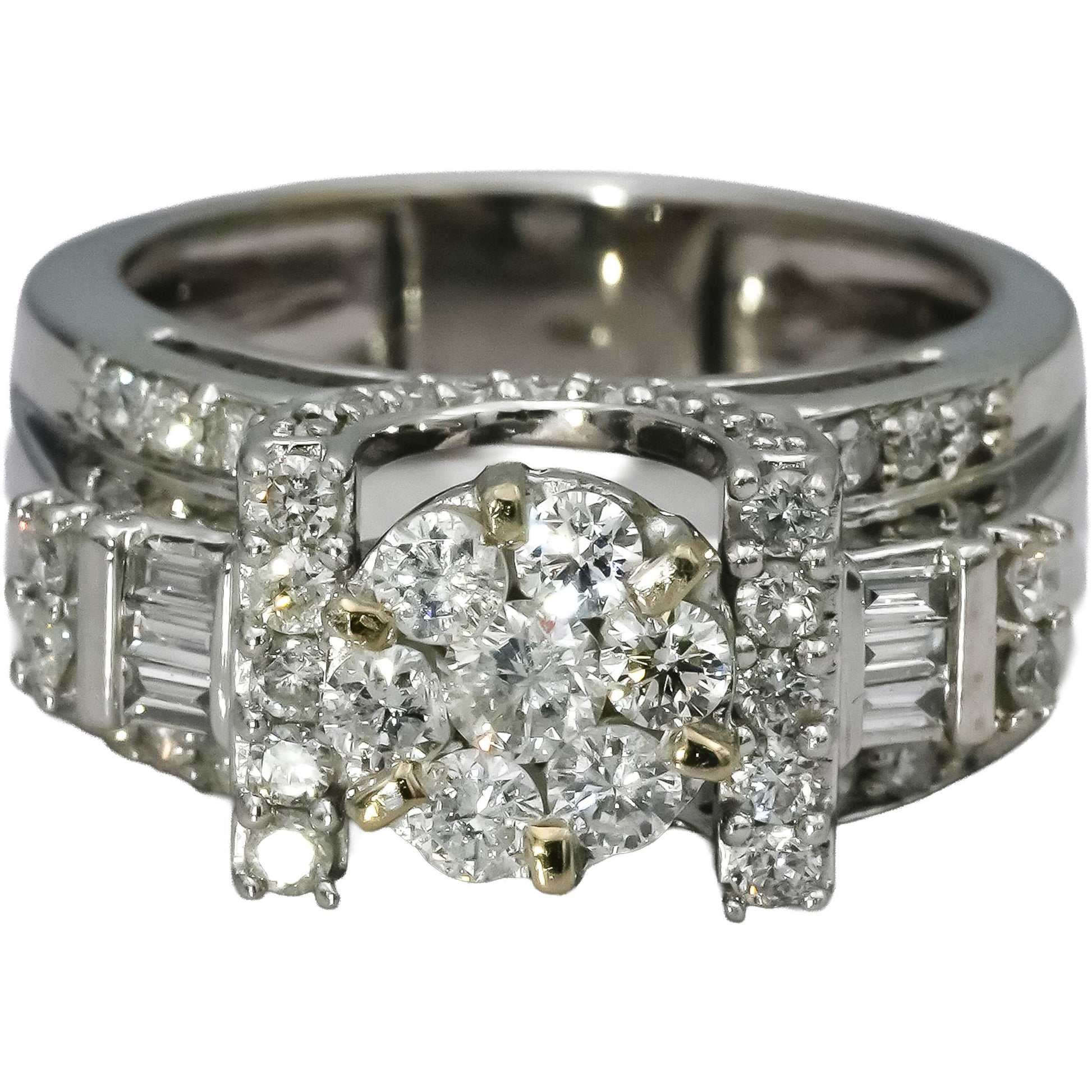 10k White Gold Round and Baguette Cut Diamond Cocktail Ring 1.0CT Size 7