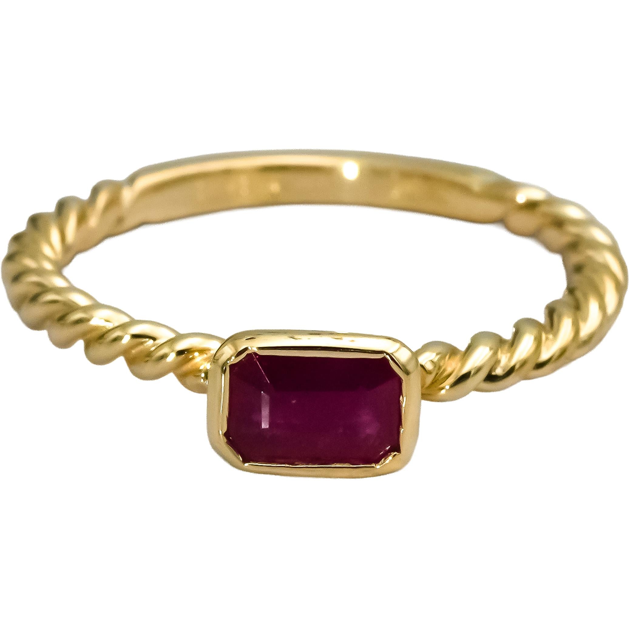 EFFY 14k Yellow Gold Emerald Cut Ruby Solitaire Ring 0.50CT Size 6.75