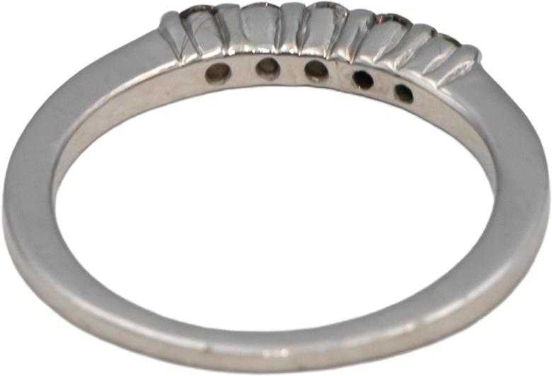 10k White Gold Round Diamond Five Stone Band Ring 0.27CT Size 6.5