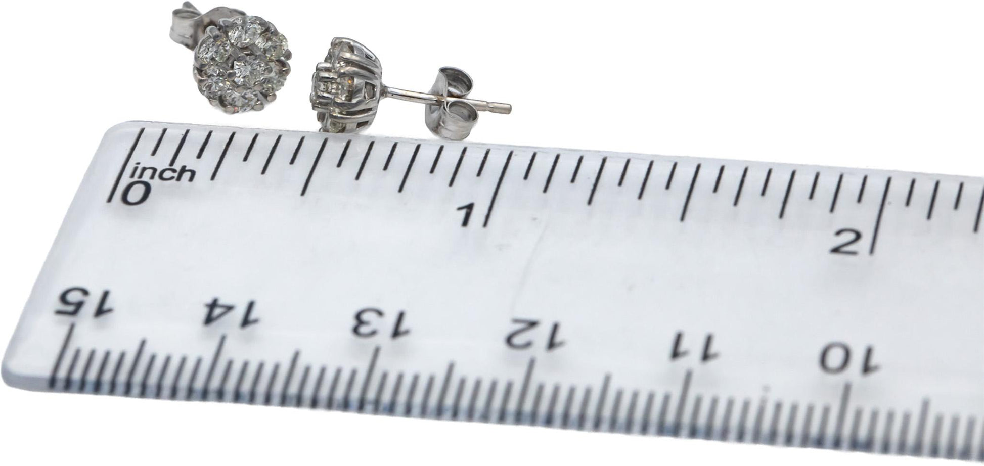 14k White Gold Round Diamond Cluster Stud Flower Earrings 0.73CT