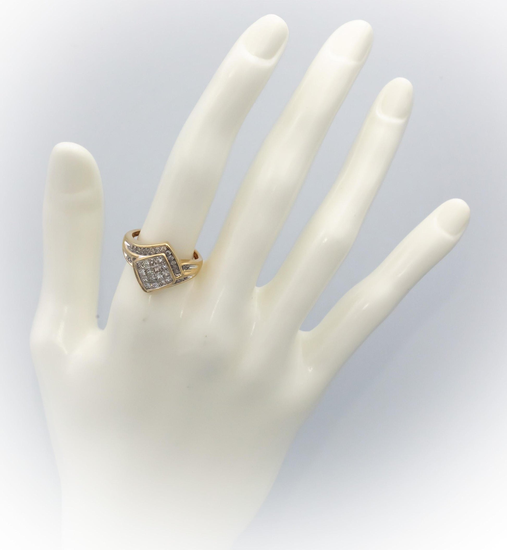 10k Yellow Gold Round & Princess Cut Diamond Cocktail Ring 1.0CT Size 8.25
