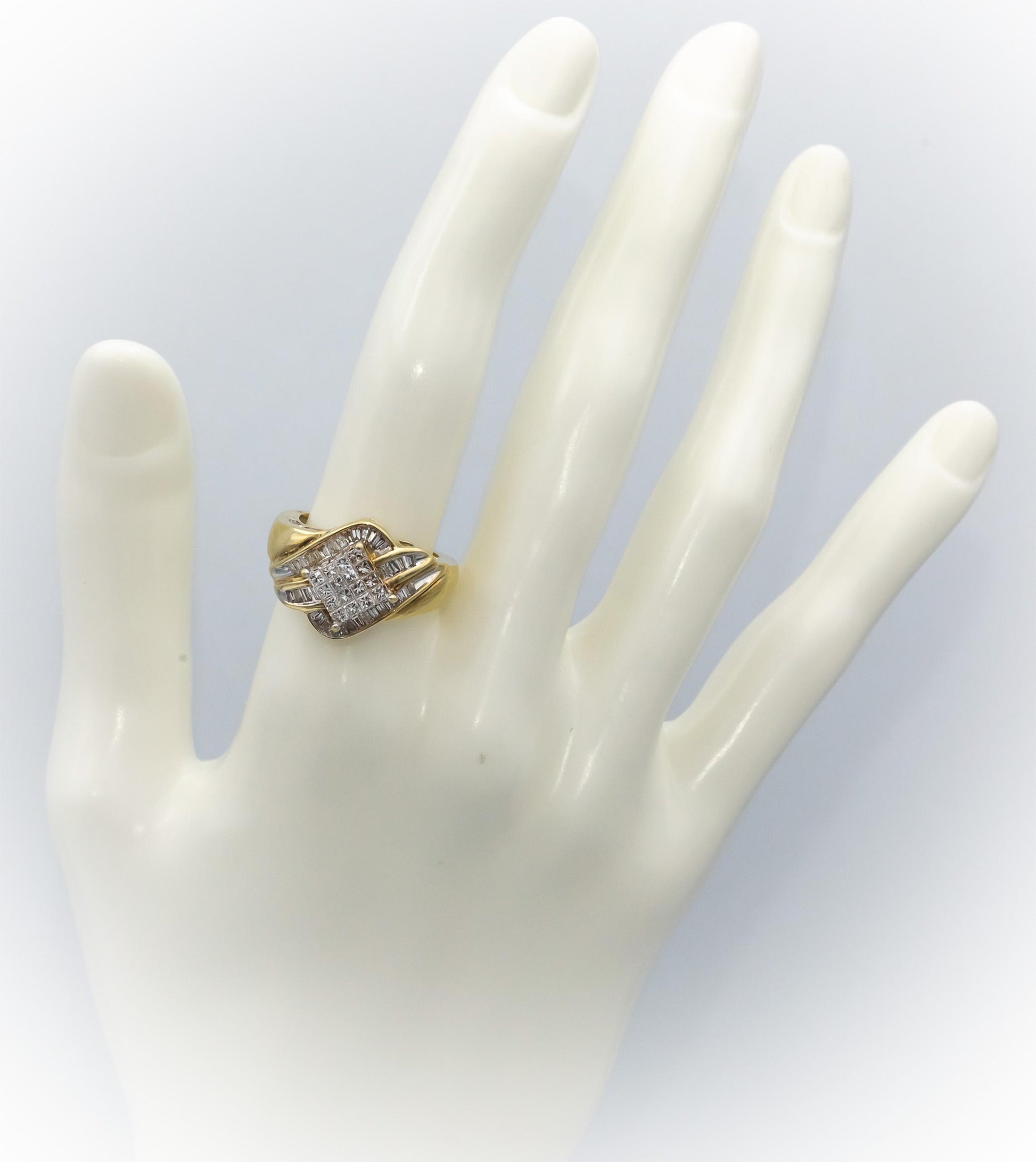14k Yellow & White Gold Princess & Baguette Diamond Cocktail Ring 1.0CT Size 6.5