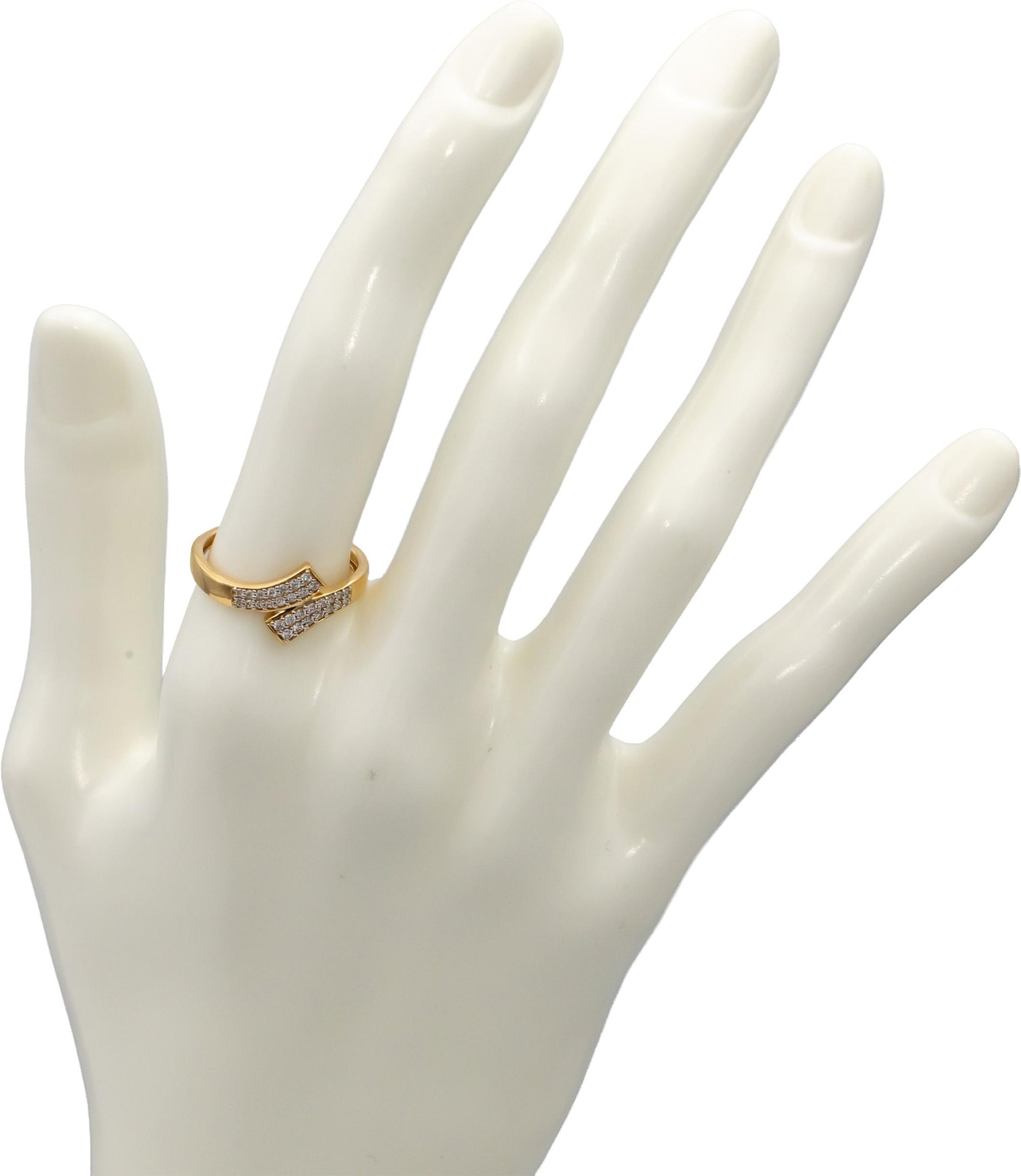 18k Yellow Gold VS Round Diamond Cluster Bypass Ring 0.19CT Size 7.25