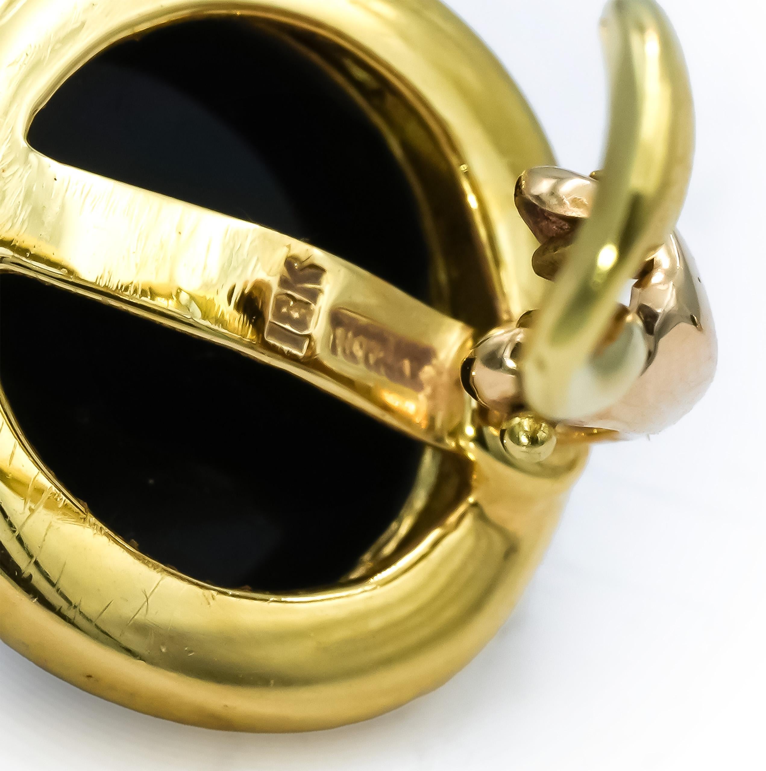 TIFFANY & CO. 18k Yellow Gold Cabochon Onyx Clip On Earrings