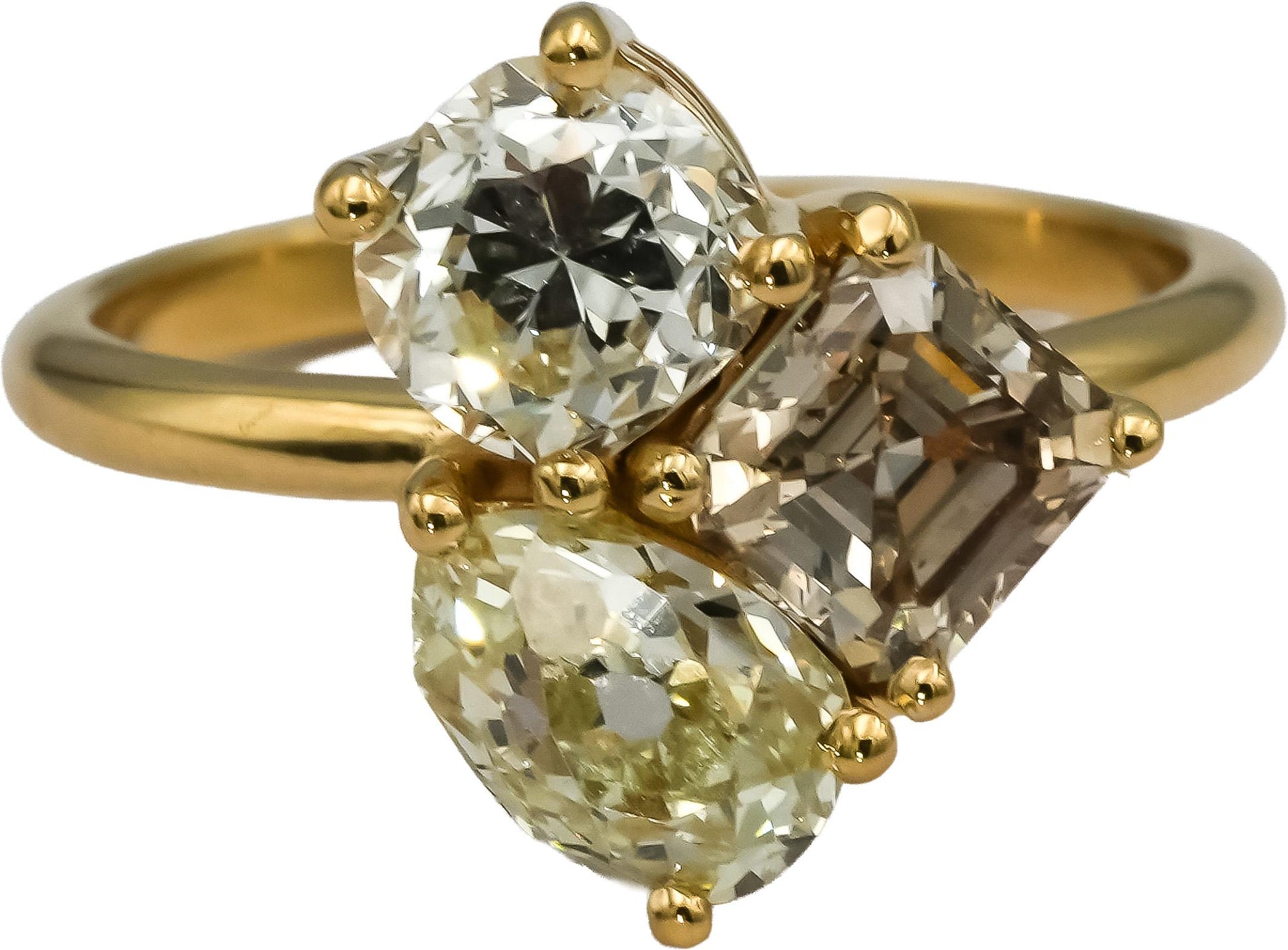 18k Yellow Gold Diamond Three-Stone Ring 2.95CT Size 6.25