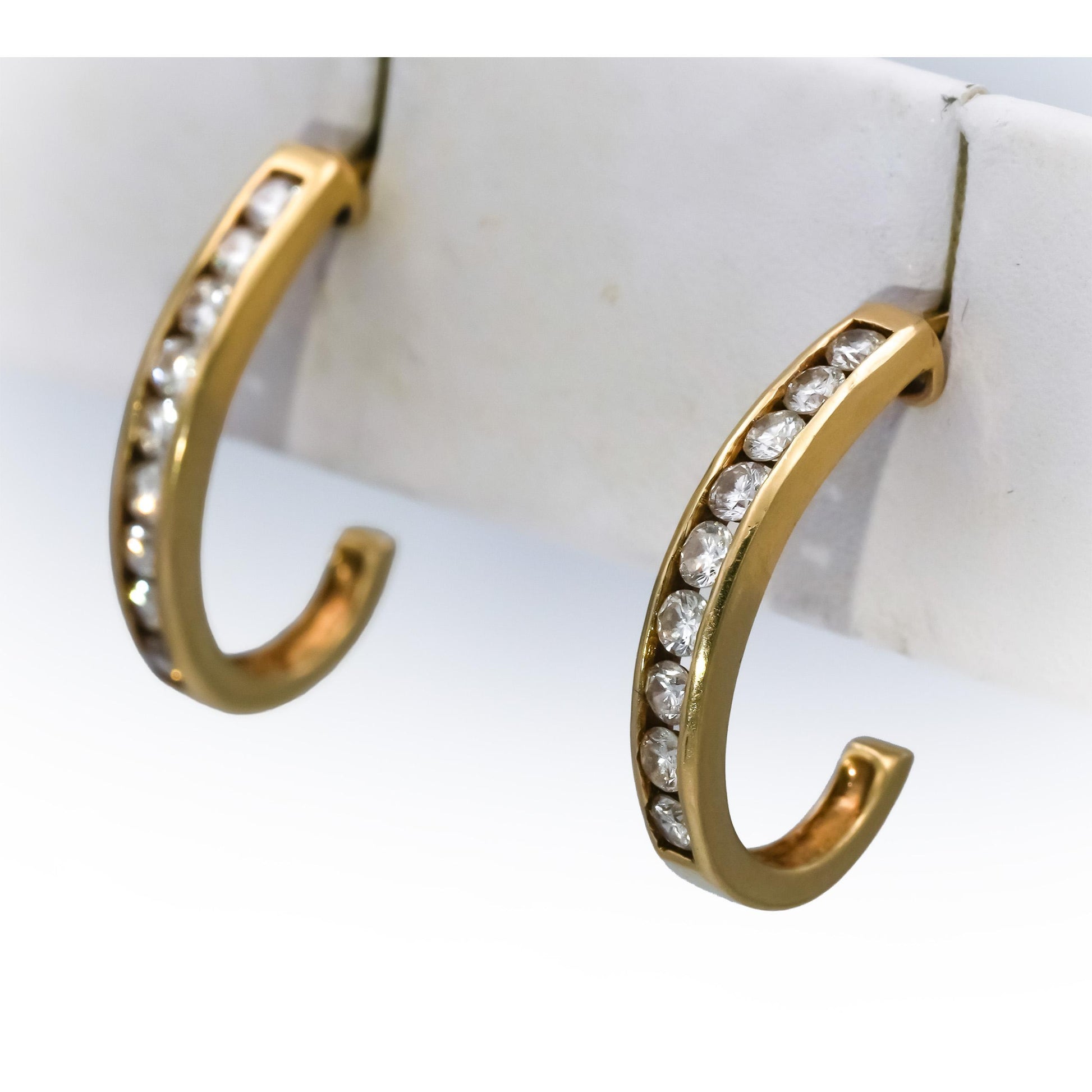 14k Yellow Gold VS Round Channel Set Diamond Curved Screw Back Earrings 0.55CT