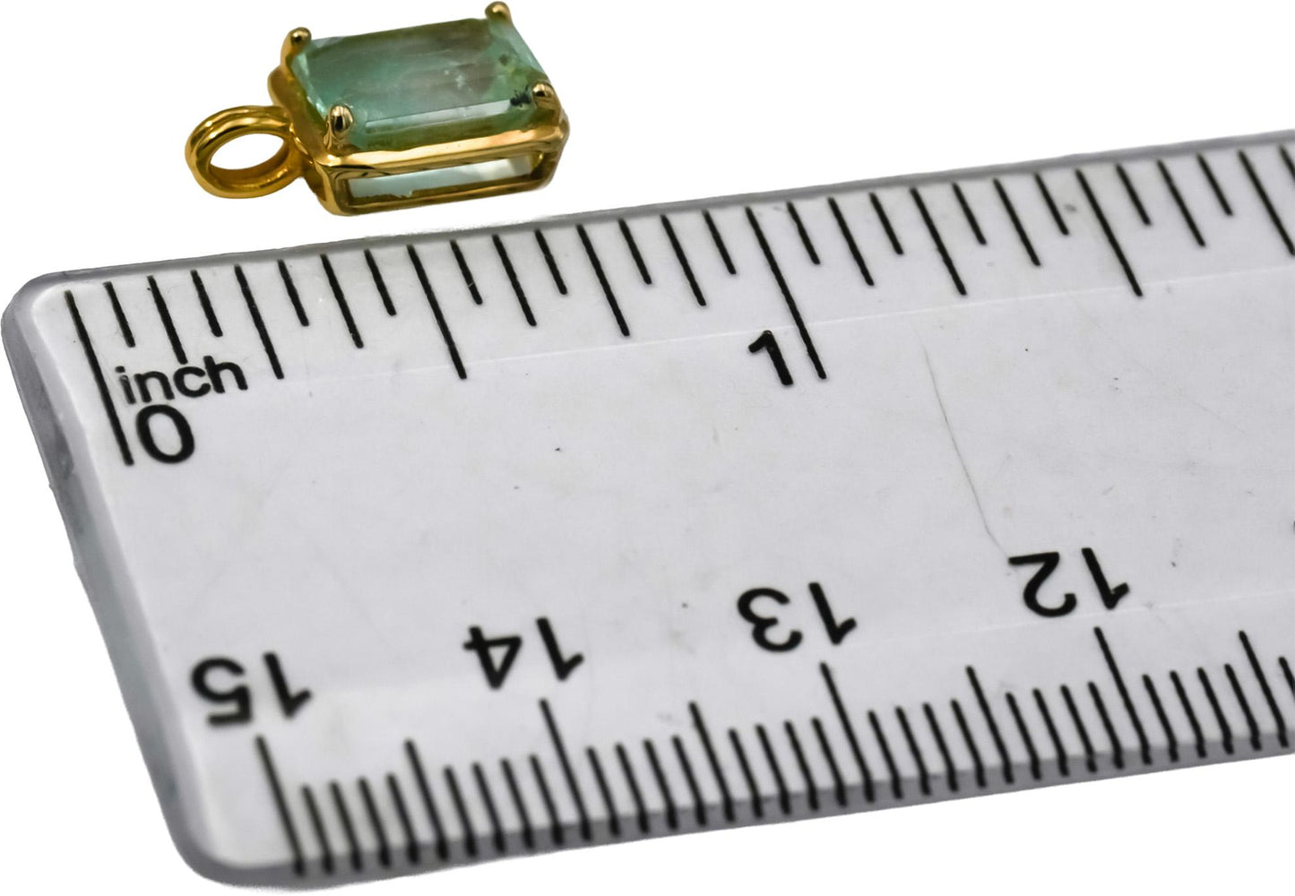 14k Yellow Gold Emerald Solitaire Pendant 1.50CT