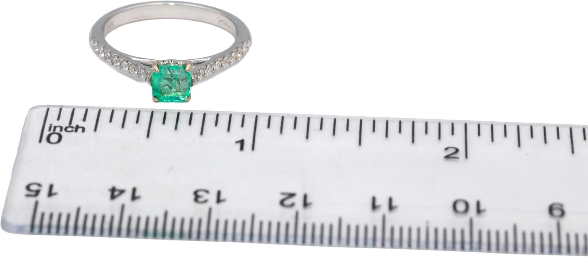 Emerald & VS Diamond 14k White Gold Cocktail Ring 0.75CT Size 6.5