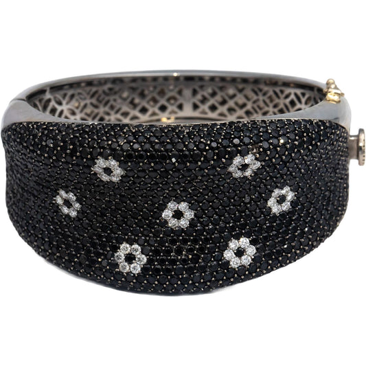 Designer 18k White Gold VS White & Black Diamond Cluster Bangle Bracelet 26.30CT