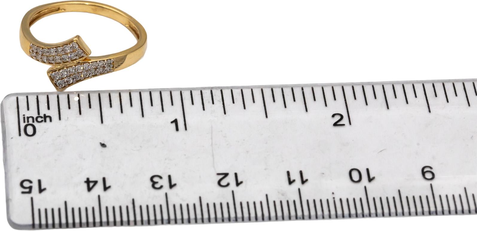 18k Yellow Gold VS Round Diamond Cluster Bypass Ring 0.19CT Size 7.25