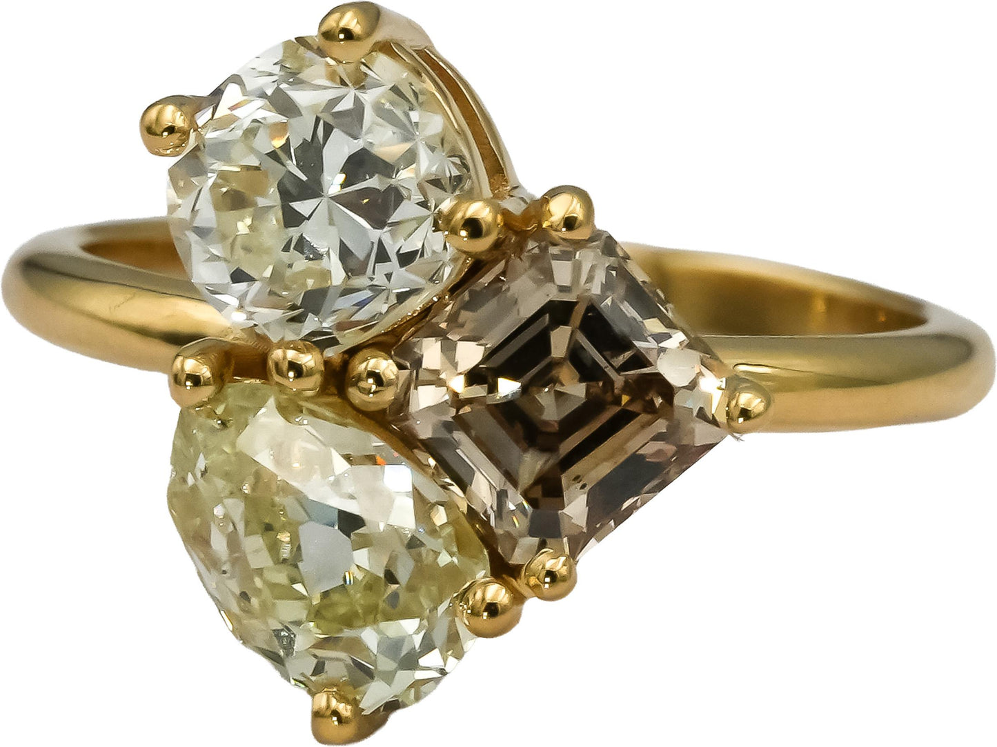 18k Yellow Gold Diamond Three-Stone Ring 2.95CT Size 6.25