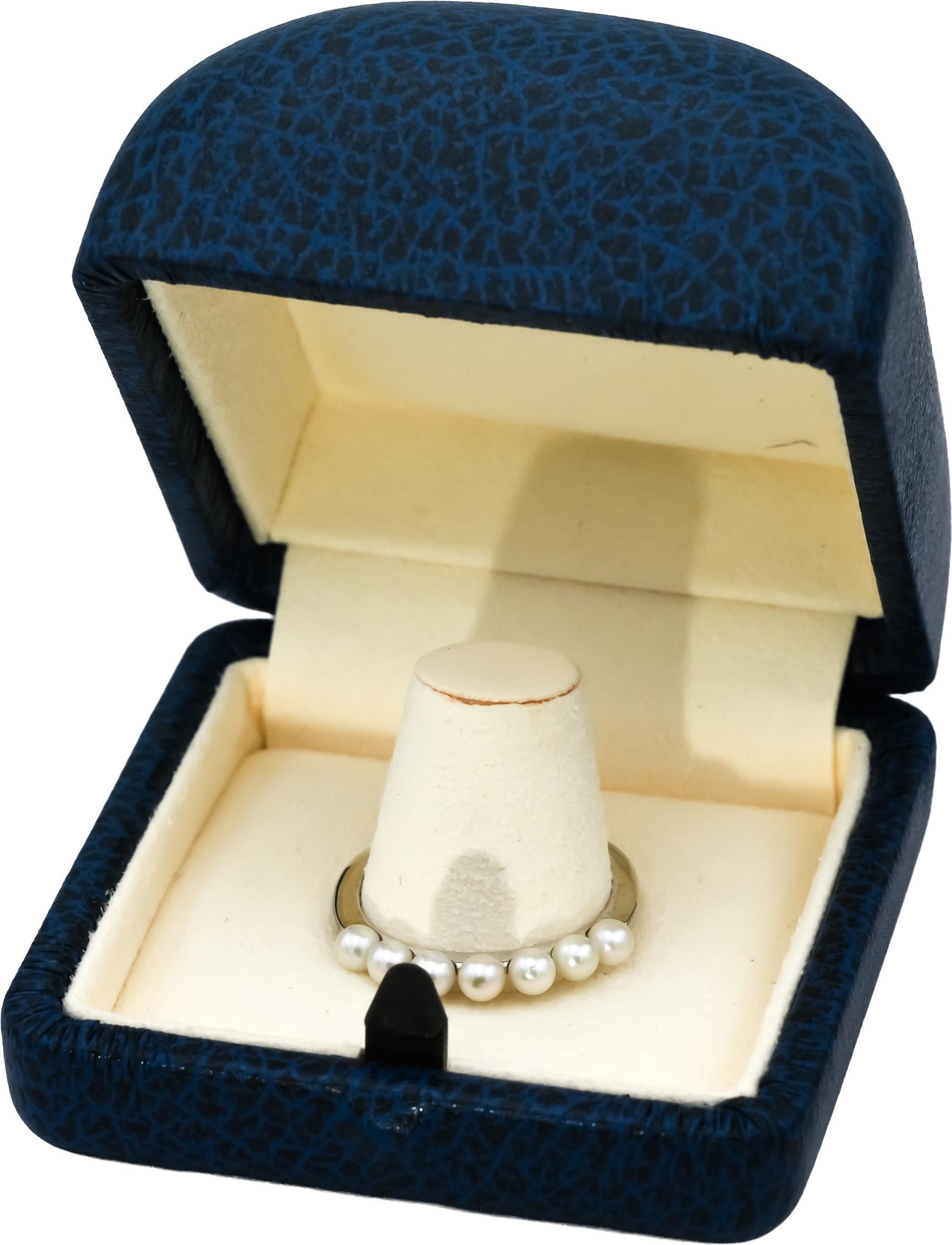 MIKIMOTO 18k White Gold 3.5mm Akoya Pearls Band Ring Size 9.5 w/ Box