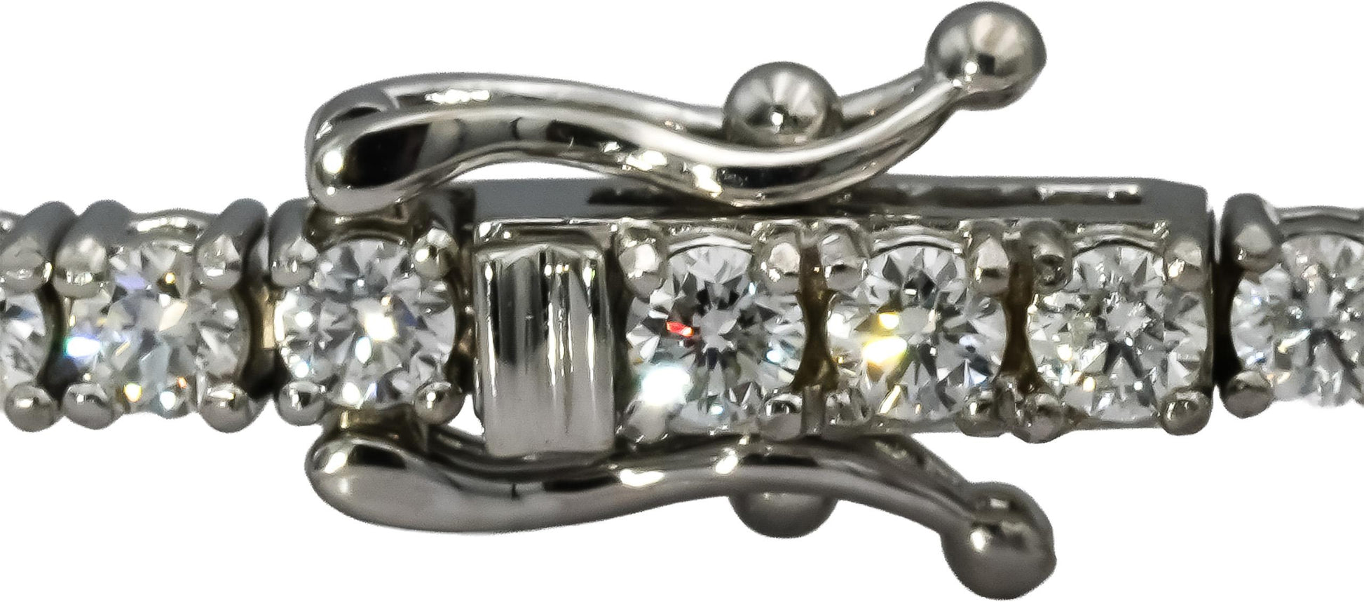 14k White Gold VS Round Diamond Tennis Bracelet 3.67CT 64 Pieces