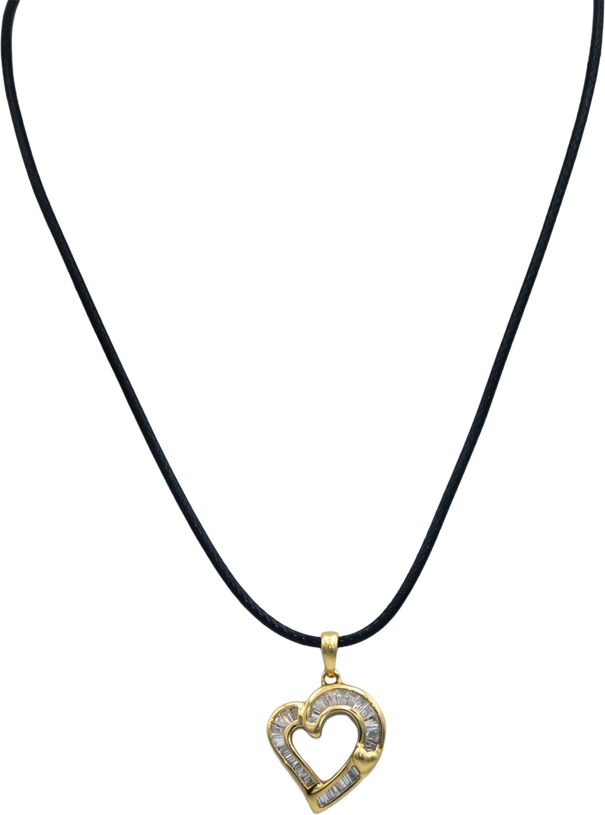 18k Yellow Gold 1.0CT VS Baguette Cut Diamond Heart Pendant Necklace