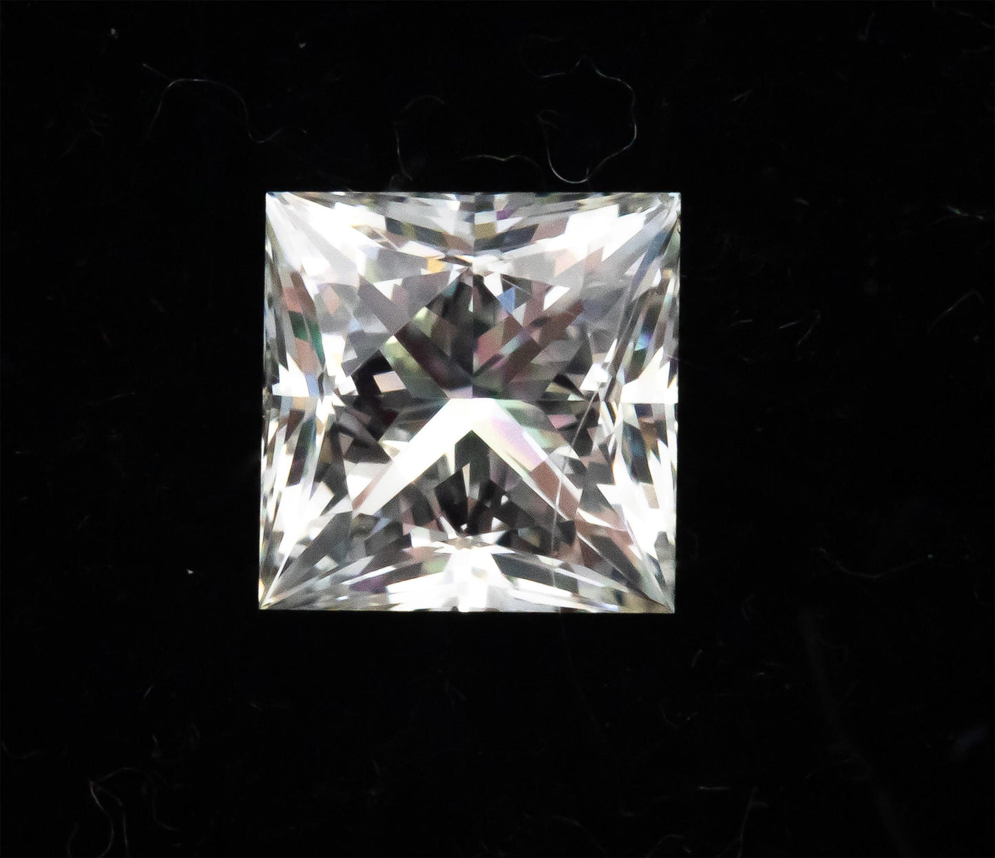 GSI Certified 0.60CT SI1/I Leo Princess Diamond Loose Stone w/ Report