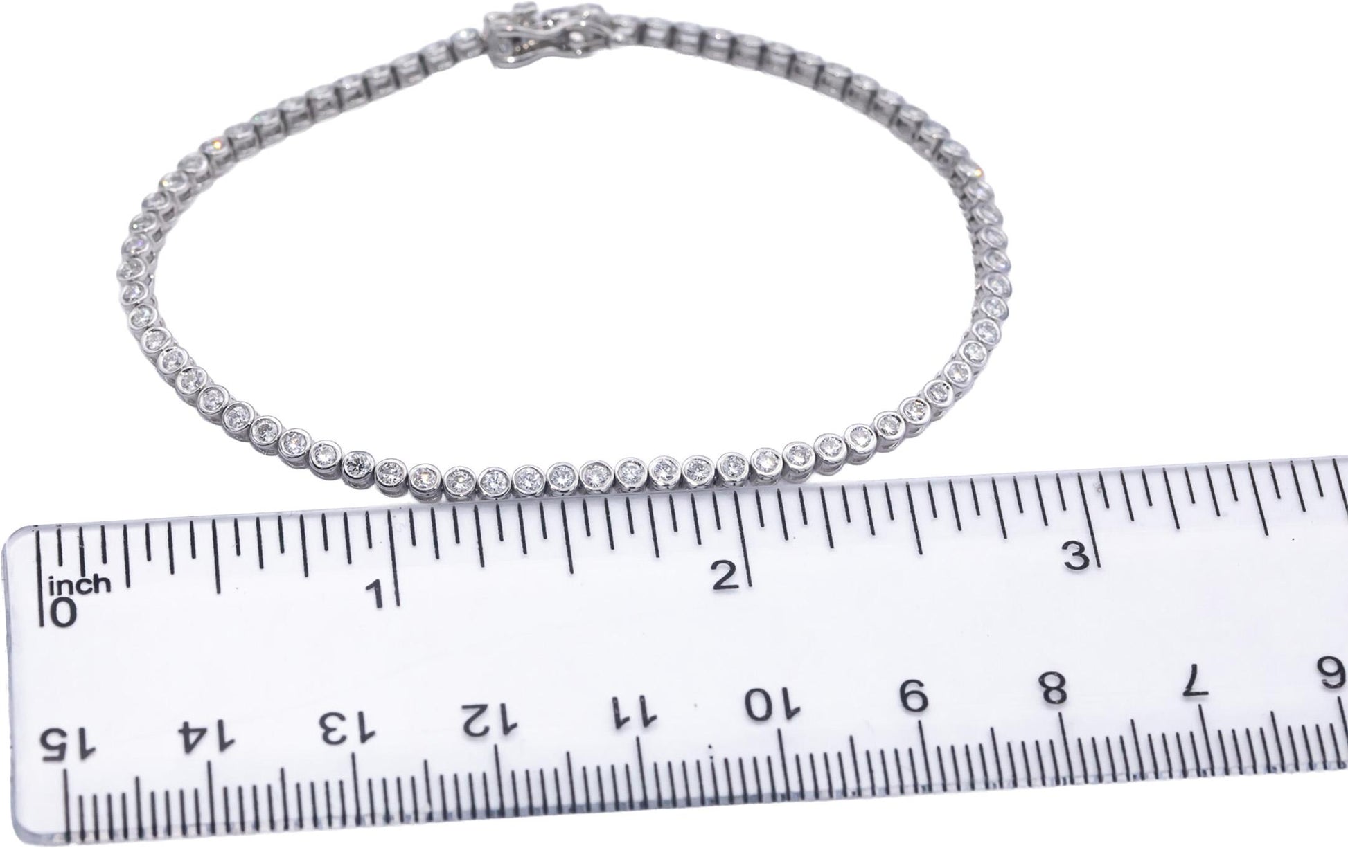 14k White Gold 1.70CT VS Round Bezel Set Diamond Tennis Bracelet
