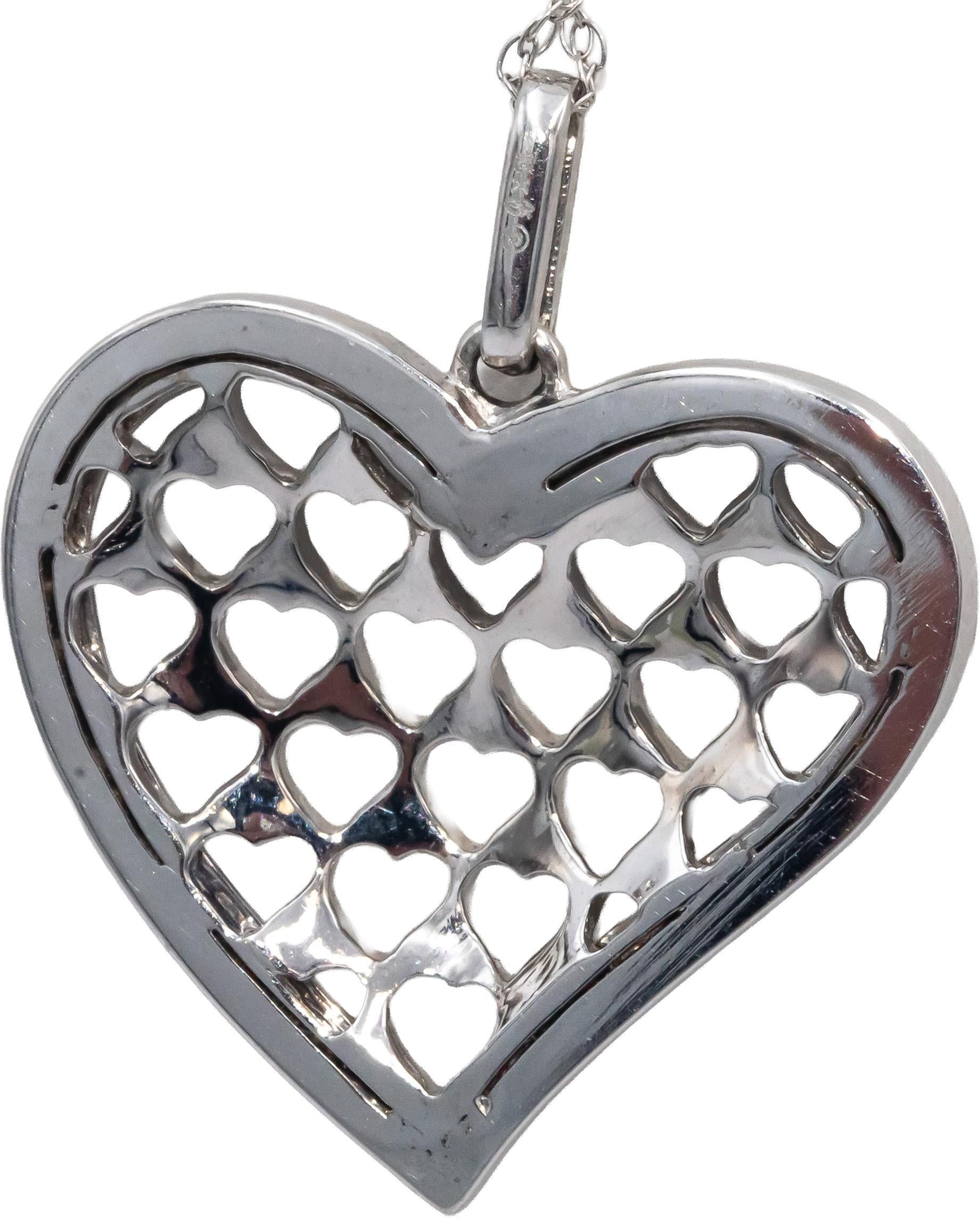 Diamond Round 14k White Gold Heart Pendant Necklace 0.20CT