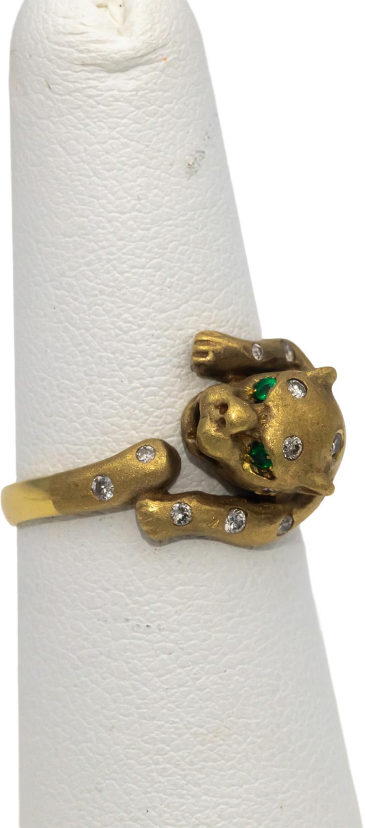 18k Yellow Gold Round Diamond Jaguar Ring .16CT Size 6.75 w/ Emerald Eye Accents
