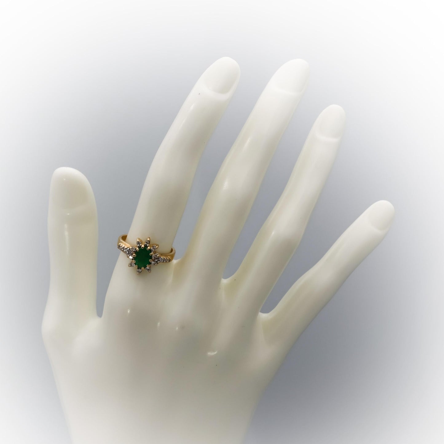 14k Yellow Gold Diamond and Emerald Cocktail Ring 0.65CT Size 6.25