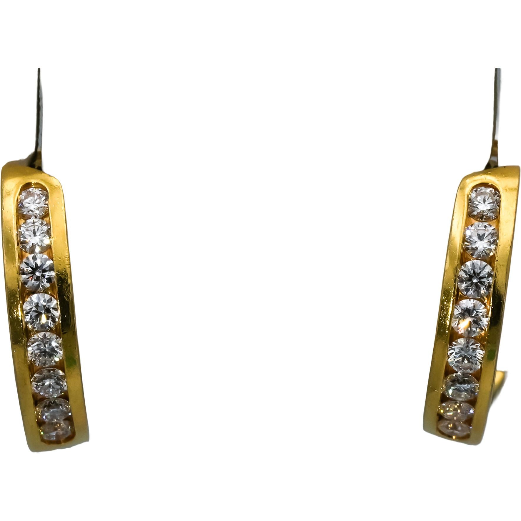 TIFFANY & CO. 18k Gold VS Diamond Inside Out Hoop Huggie Earrings 1.0CT