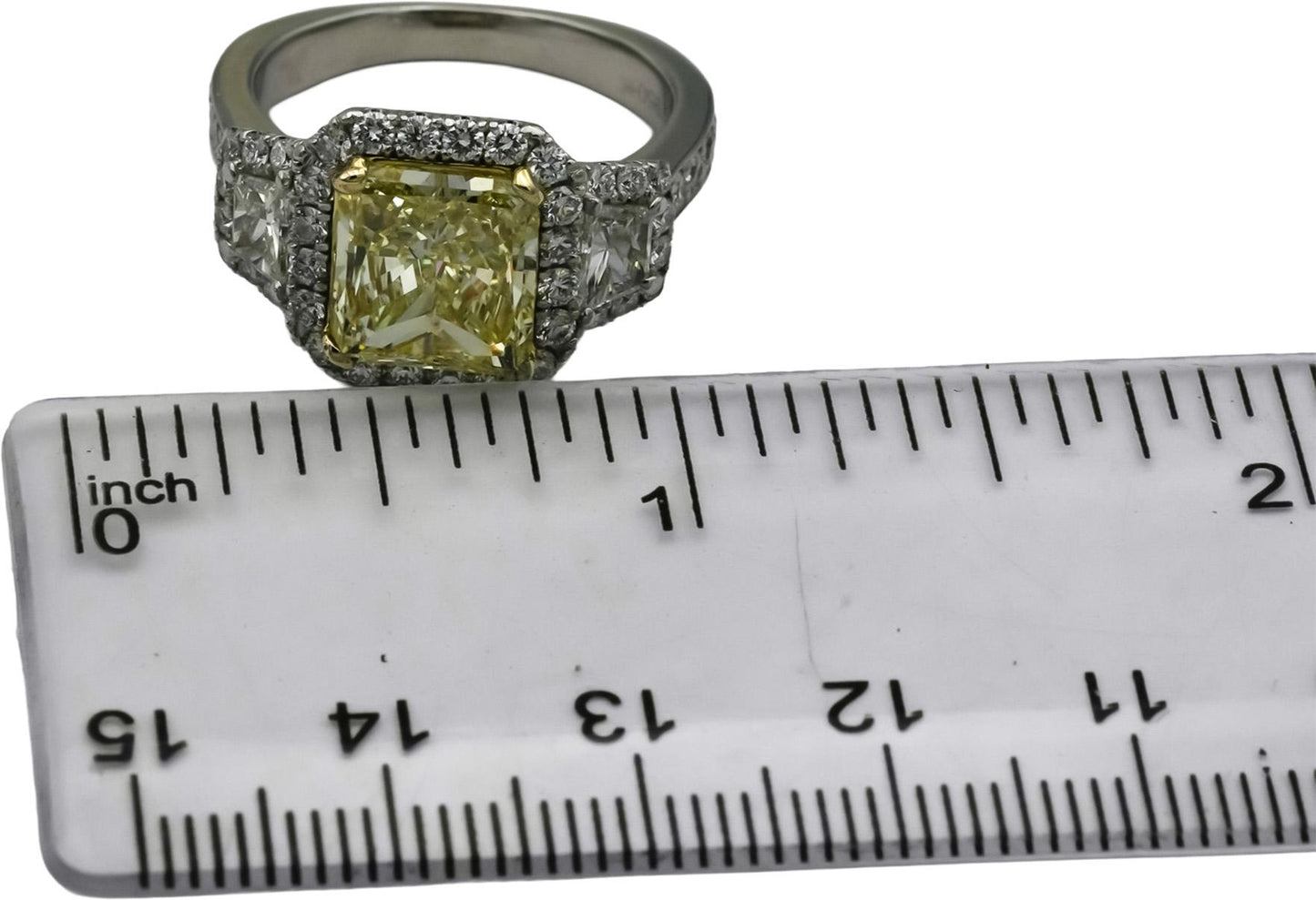 Platinum Light Yellow & White Diamond Engagement Ring 5.25CT w/ 3.25CT Center