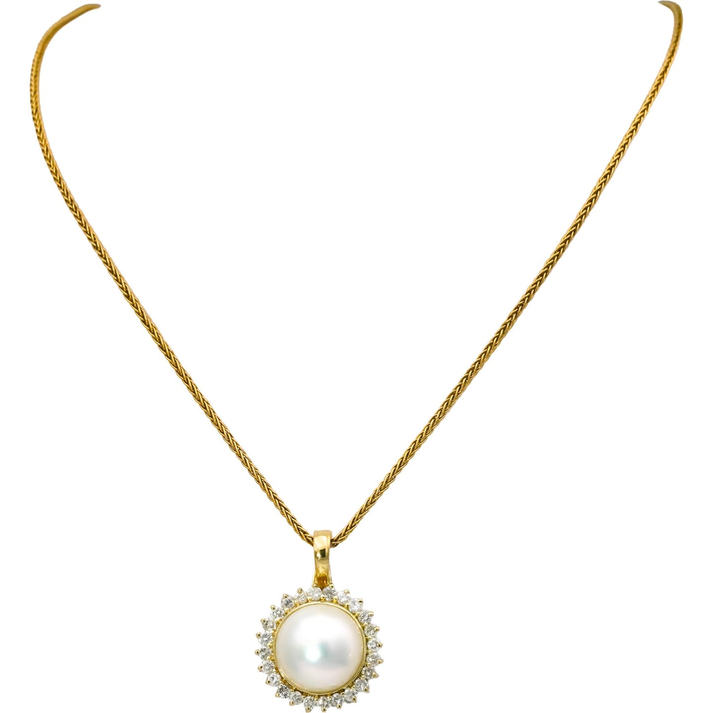 18k Yellow Gold Round Diamond and 13.0mm Mabe Pearl Pendant Necklace 1.0CT