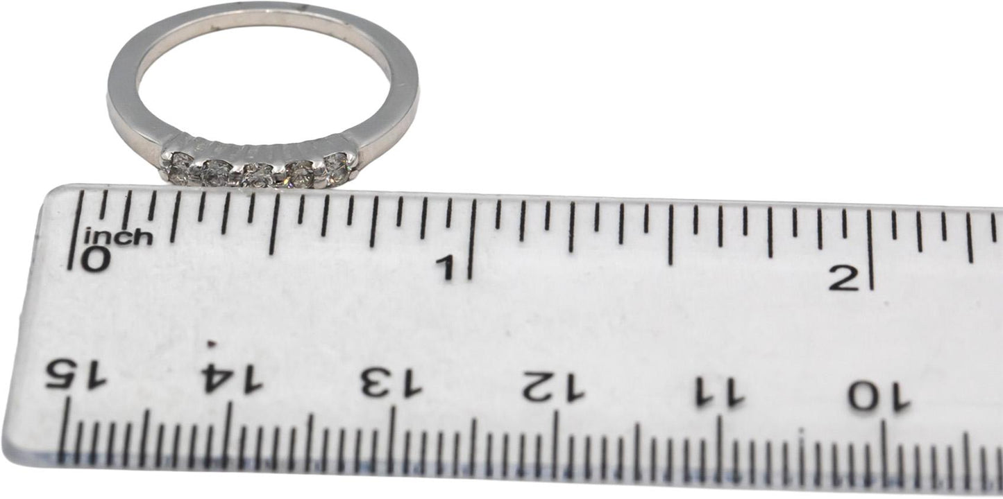 10k White Gold Round Diamond Five Stone Band Ring 0.27CT Size 6.5