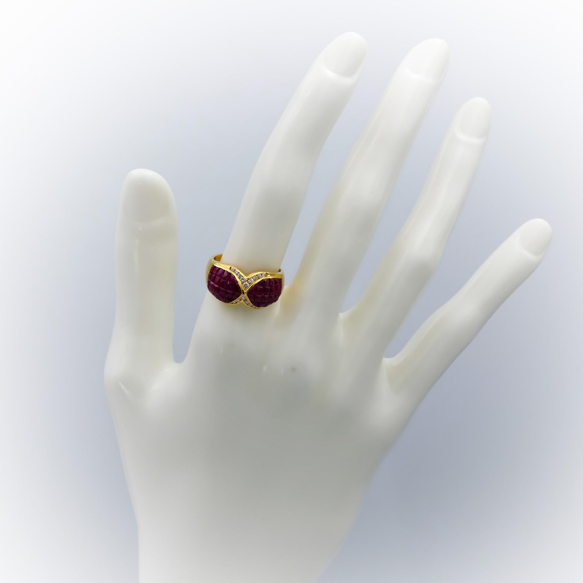 18k Yellow Gold VS Diamond and Ruby Cluster Cocktail Ring 5.20CTW Size 7