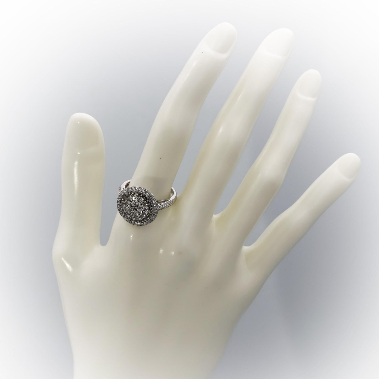14k White Gold VS Round Diamond Cluster Cocktail Ring 1.0CT Size 8
