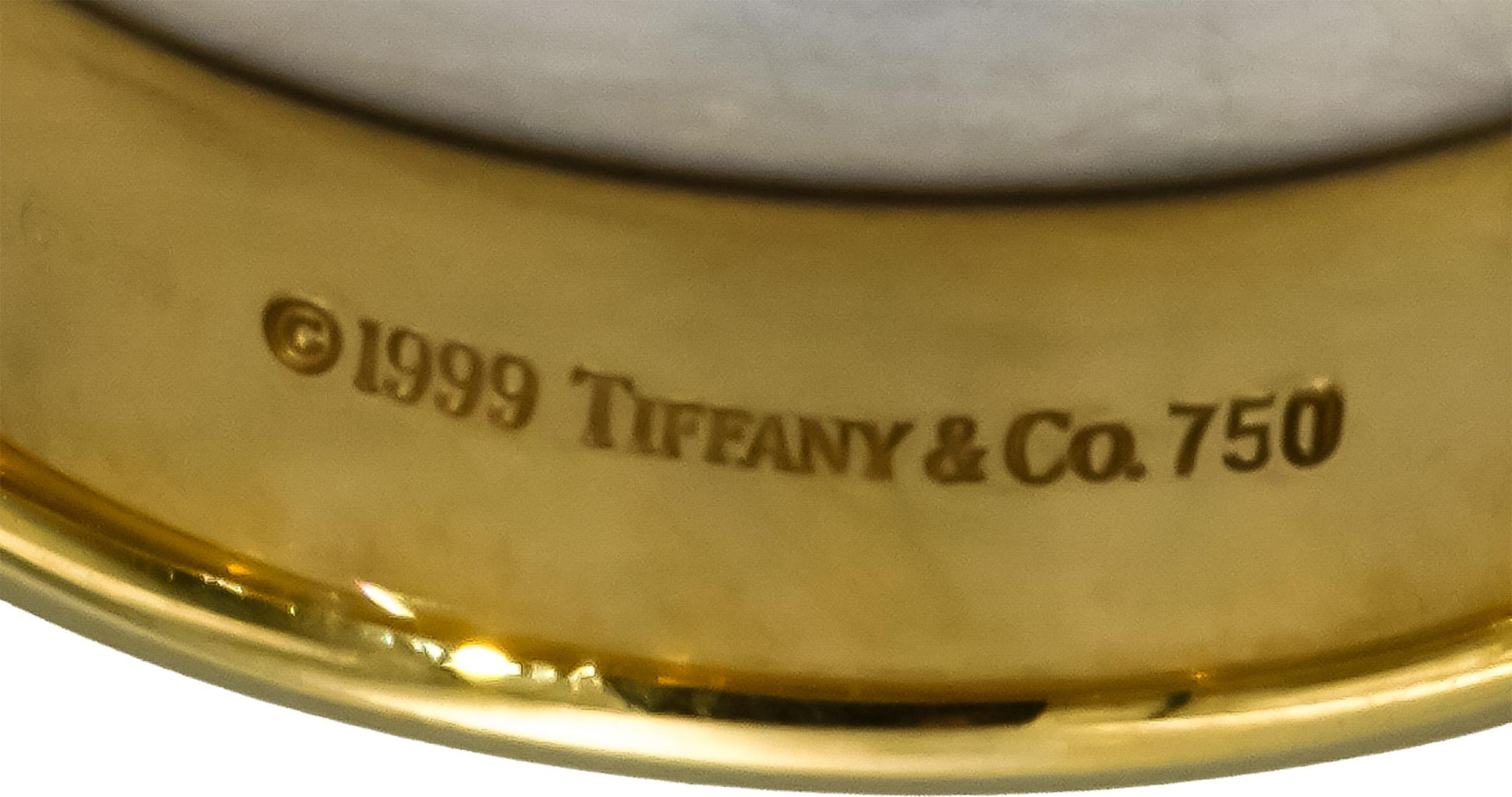 TIFFANY & CO. 1999 18k Yellow Gold 6mm Wide Band Ring Size 9.25