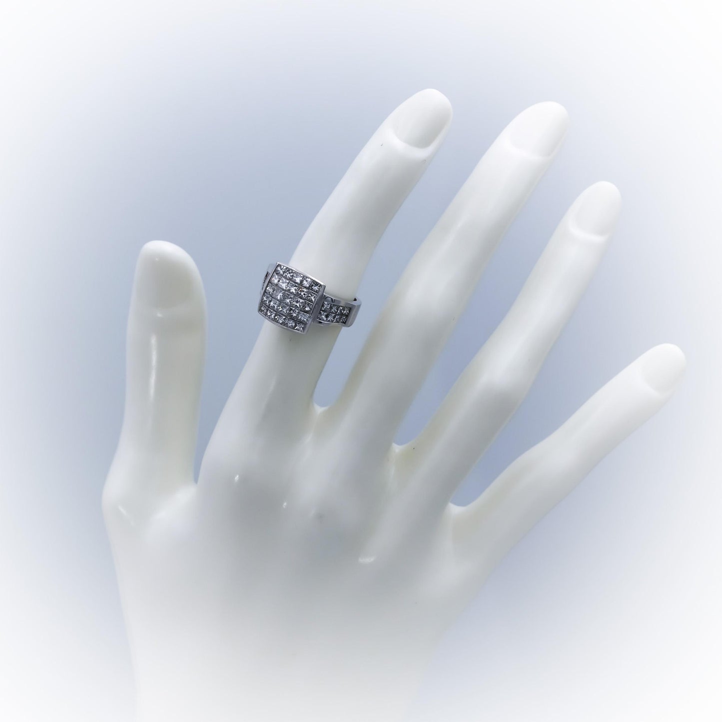 18k White Gold VS Princess Cut Diamond Cocktail Ring 2.50CT Size 5.5